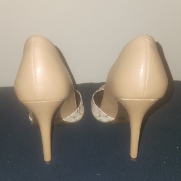 BCBGeneration nude snake-print d'orsay pointed-toe high heels. Size 8.5 women - Picture 7 of 11
